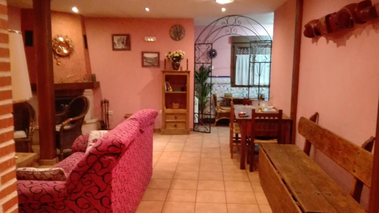 شقة La Casa Madrona فيلاكاستين المظهر الخارجي الصورة